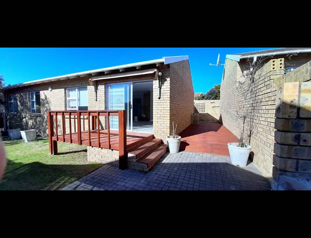 3 BEDROOM TOWNHOUSE RENTED IN PROVIDENTIA